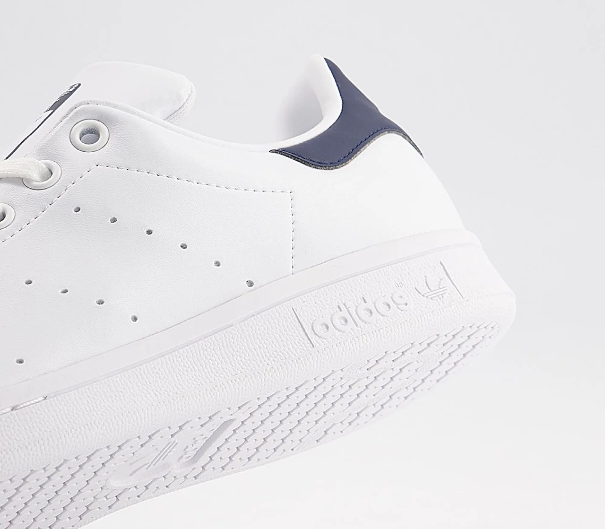 adidas Stan Smith Trainers-Women Classic Trainers