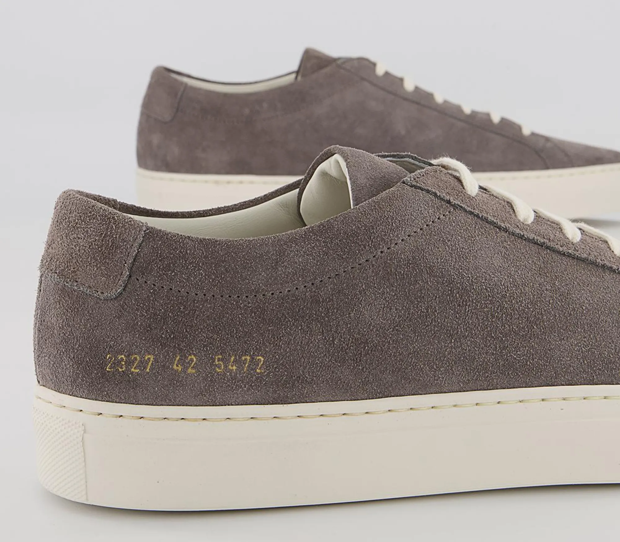 Common Projects Achilles Low Trainers M-Women Premium Trainers