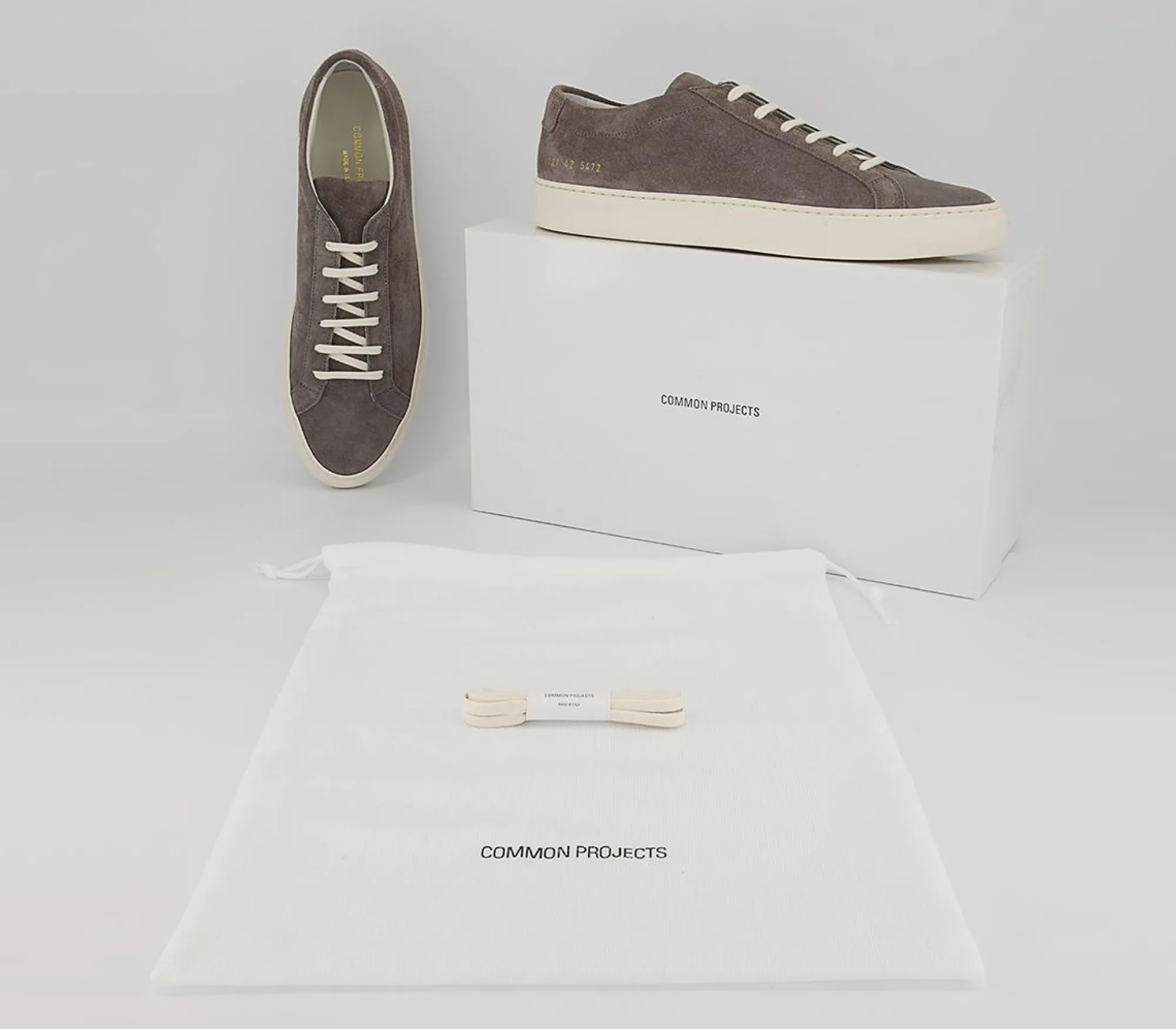 Common Projects Achilles Low Trainers M-Women Premium Trainers