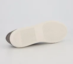 Common Projects Achilles Low Trainers M-Women Premium Trainers