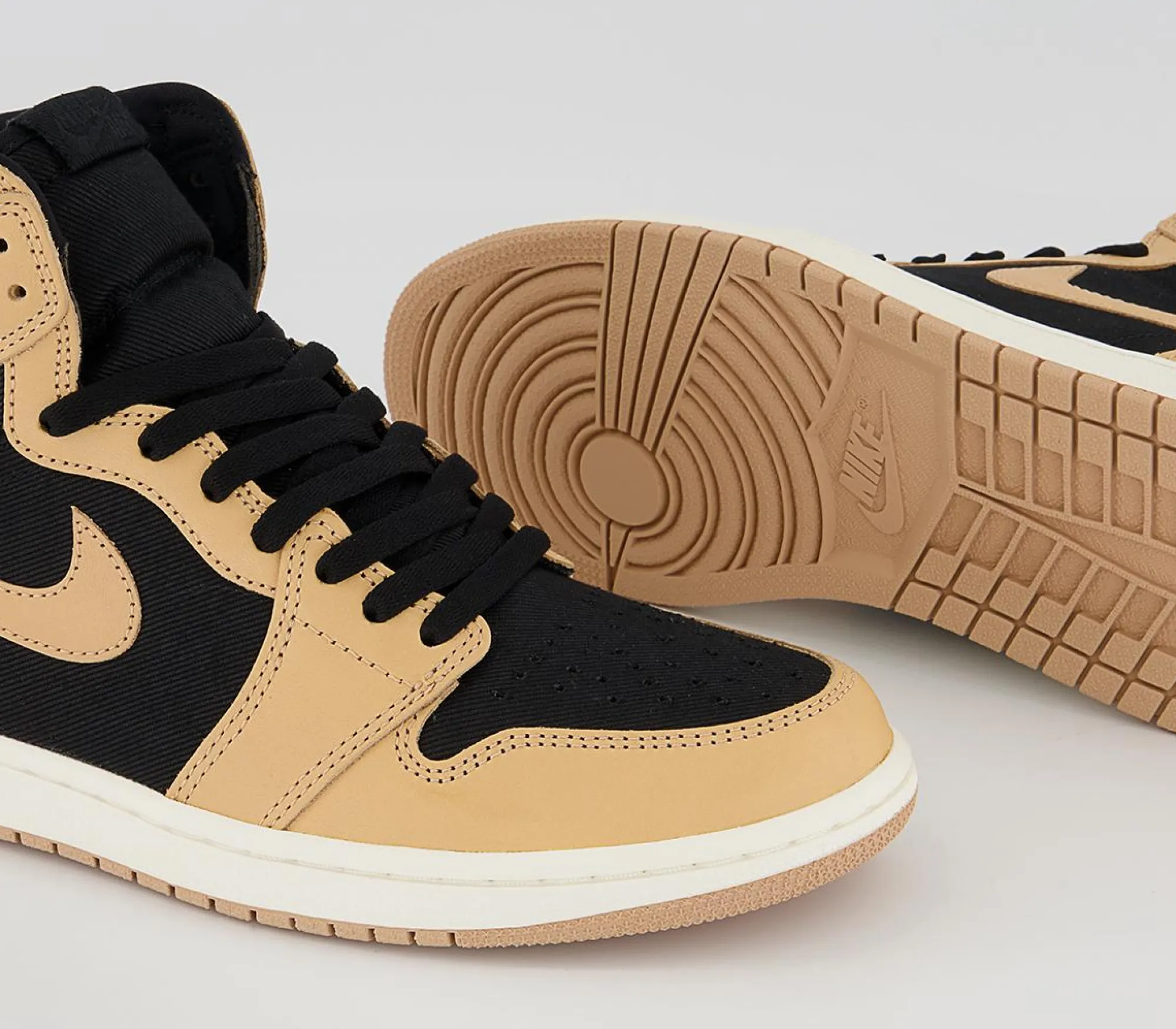 Jordan Air 1 Retro High "Heirloom"-Women Classic Trainers