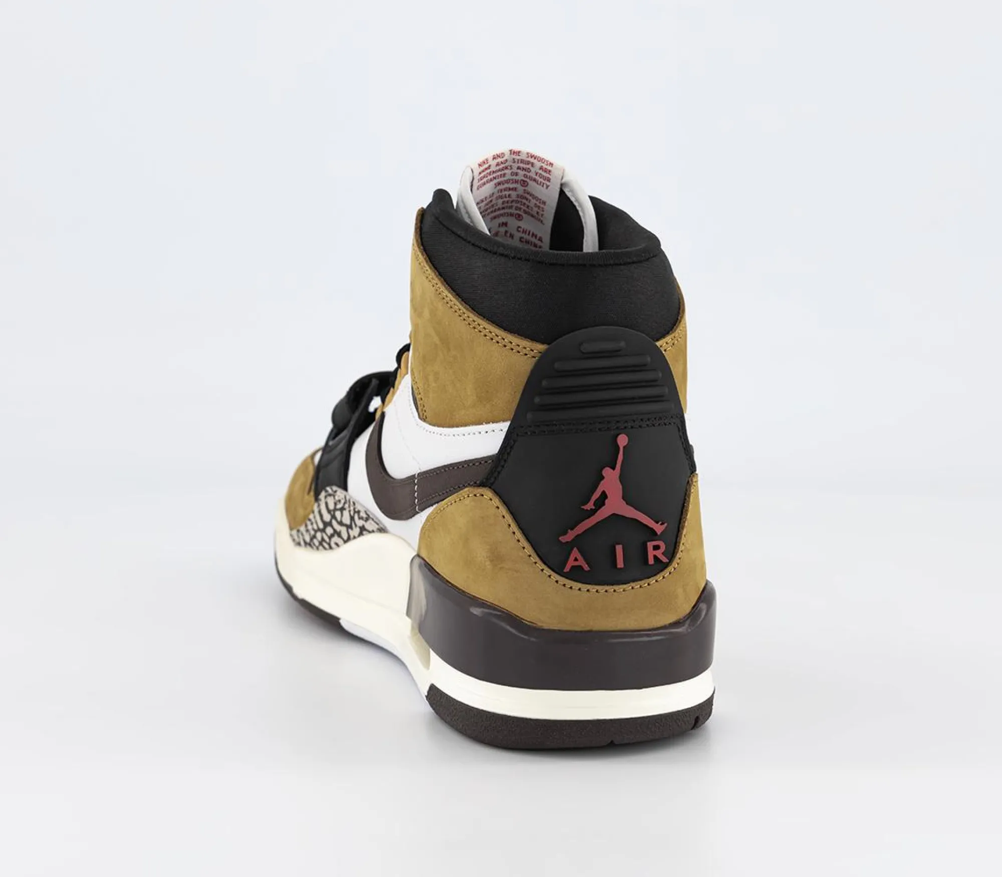 Jordan Air Legacy 312 Trainers-Men Basketball Trainers