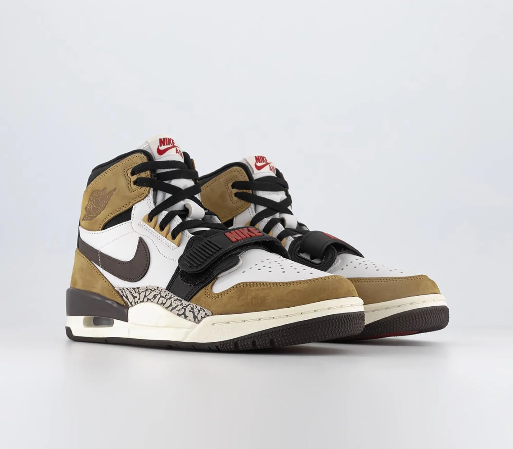 Jordan Air Legacy 312 Trainers-Men Basketball Trainers
