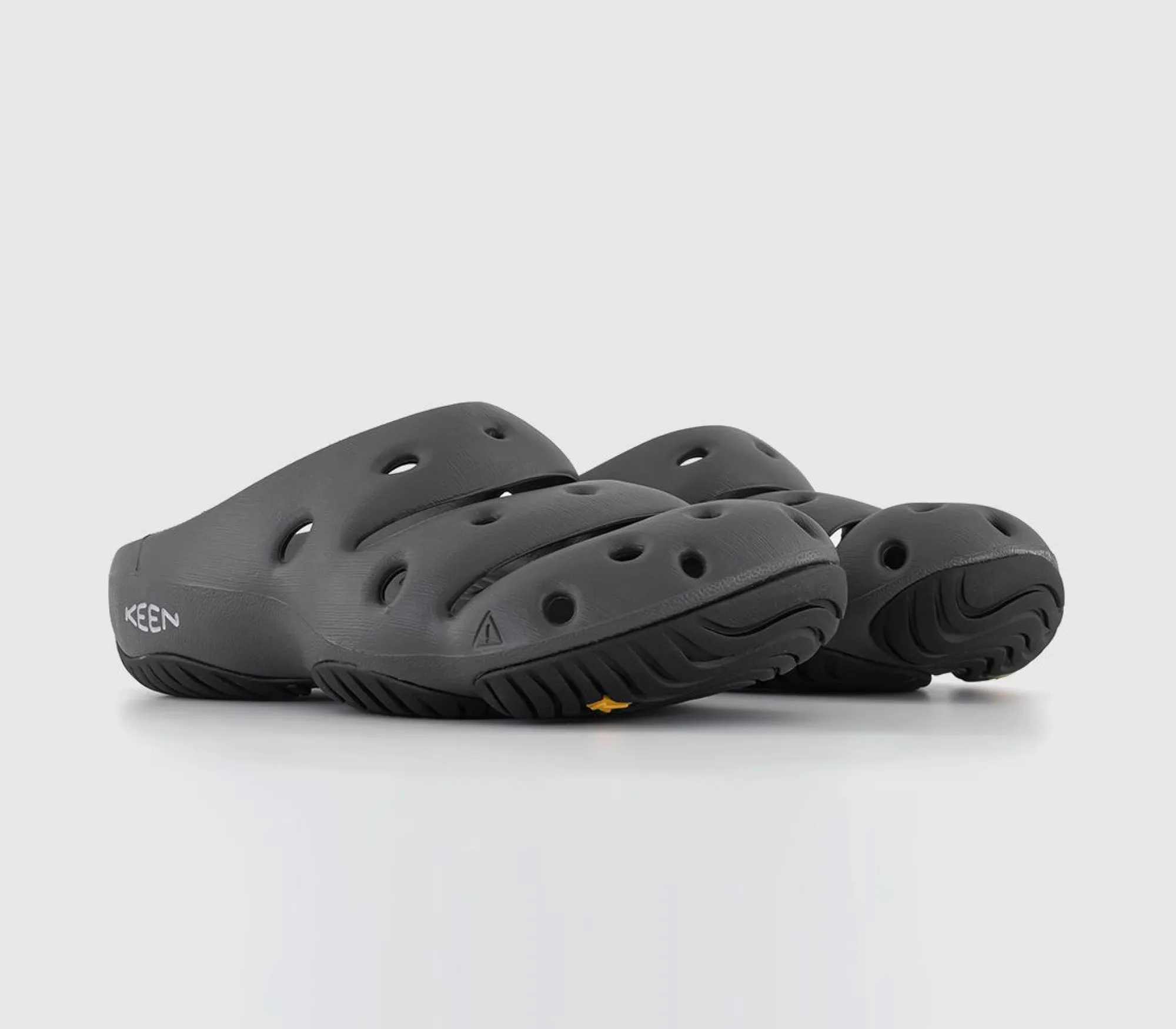 KEEN Yogui Sandals-Men Sandals & Slides