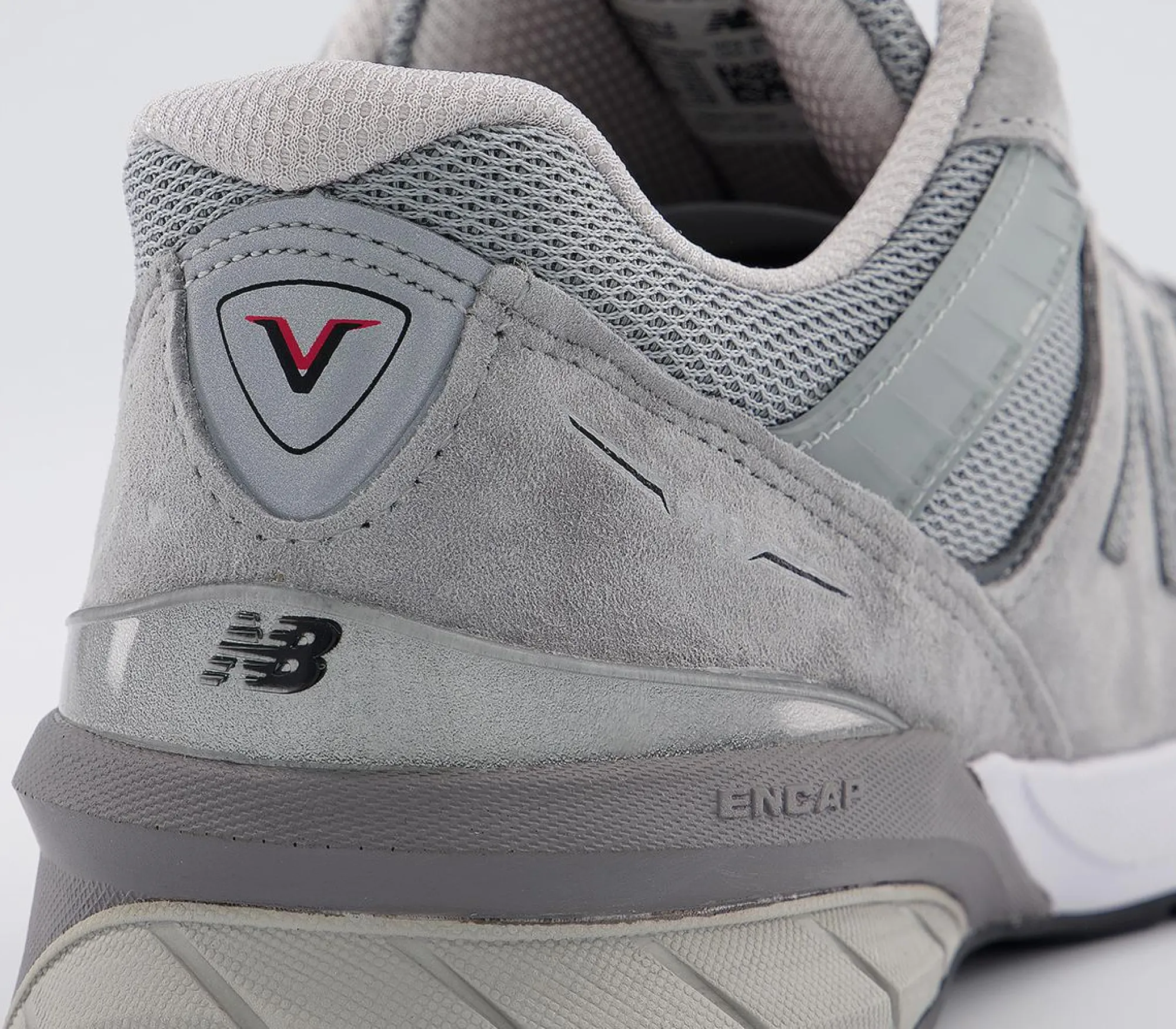 New Balance M990 Trainers-Men Classic Trainers