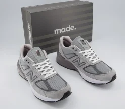 New Balance M990 Trainers-Women Classic Trainers