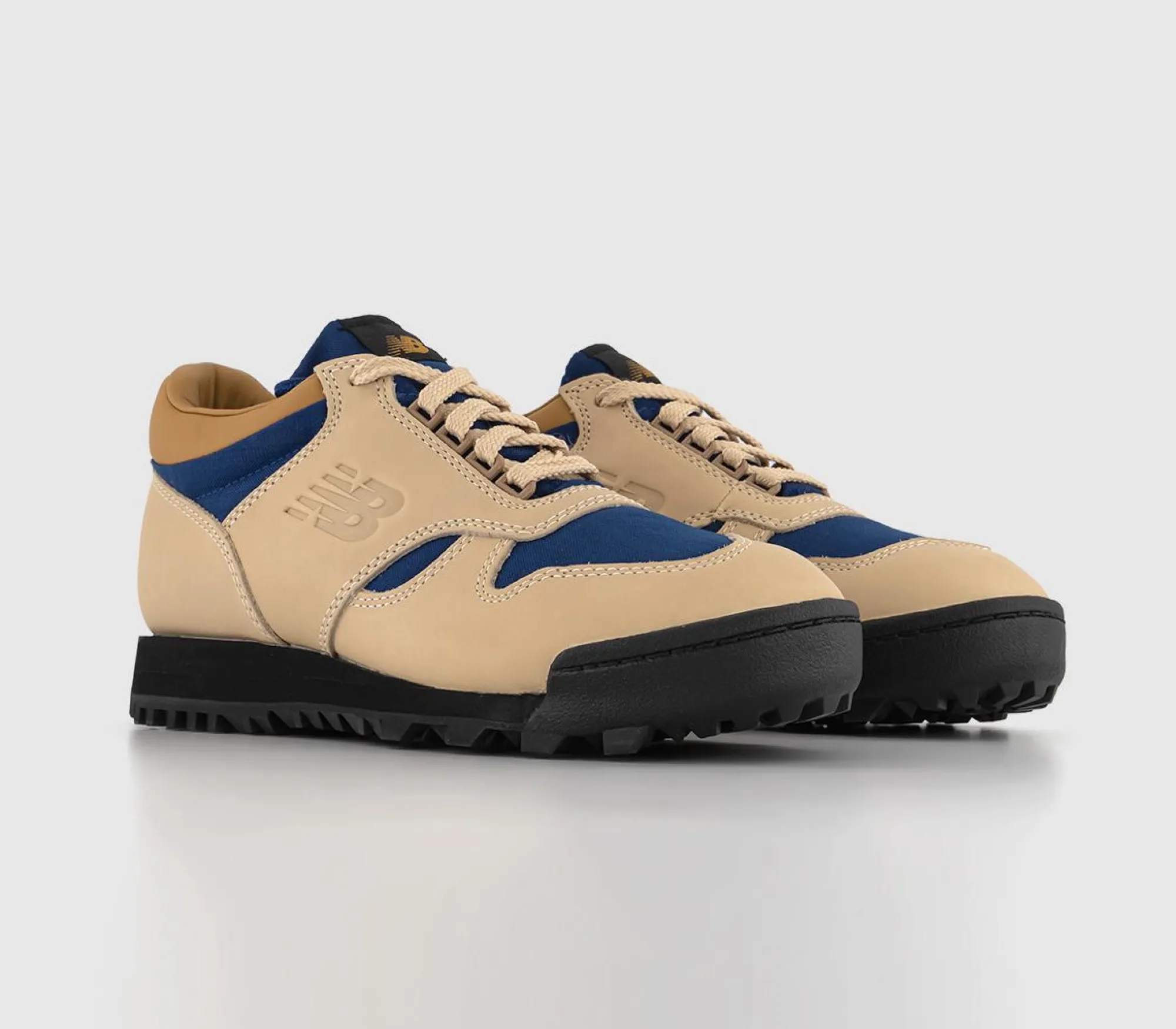 New Balance Rainier Trainers-Men Casual Shoes & Boots