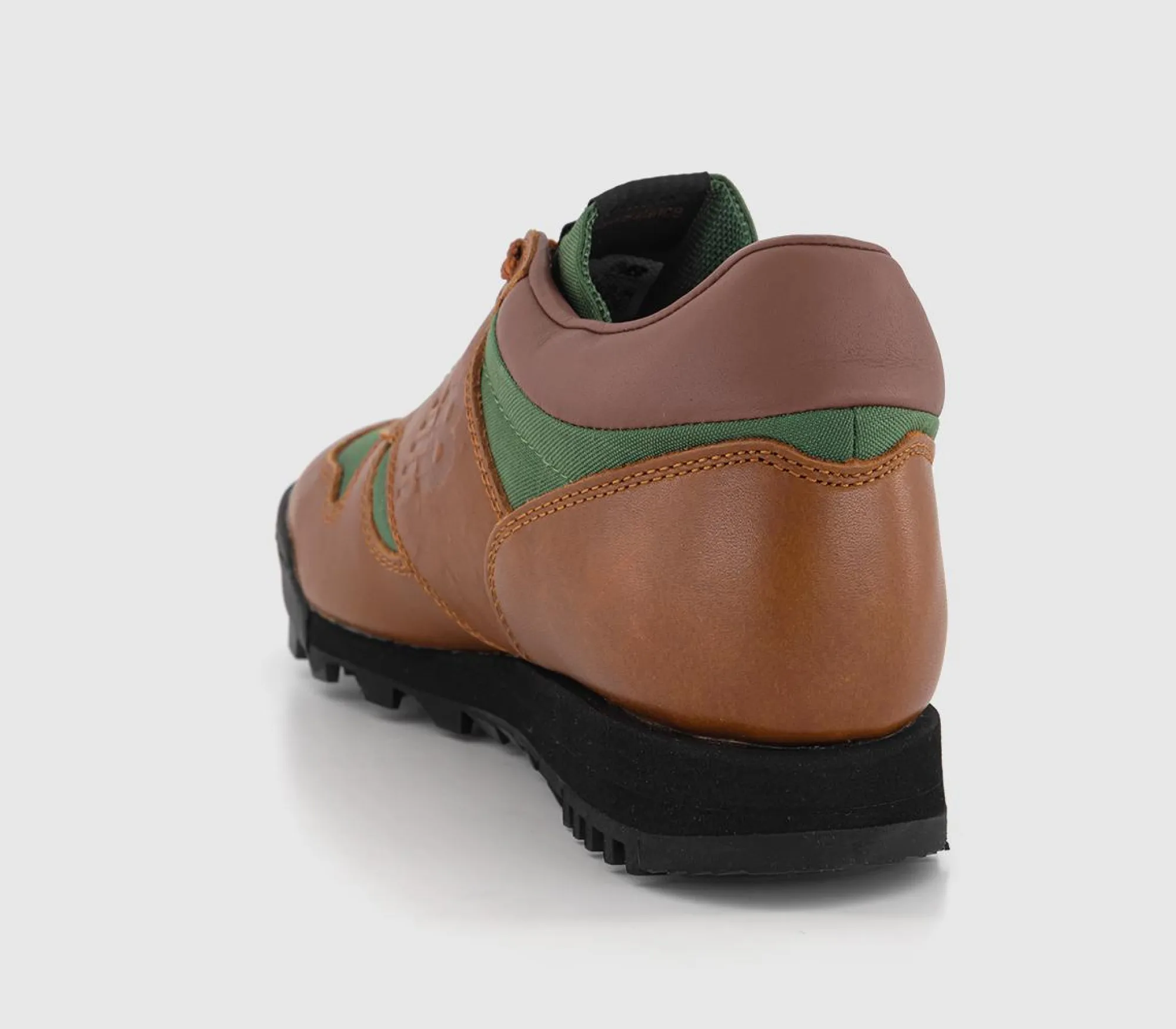 New Balance Rainier Trainers-Men Casual Shoes & Boots