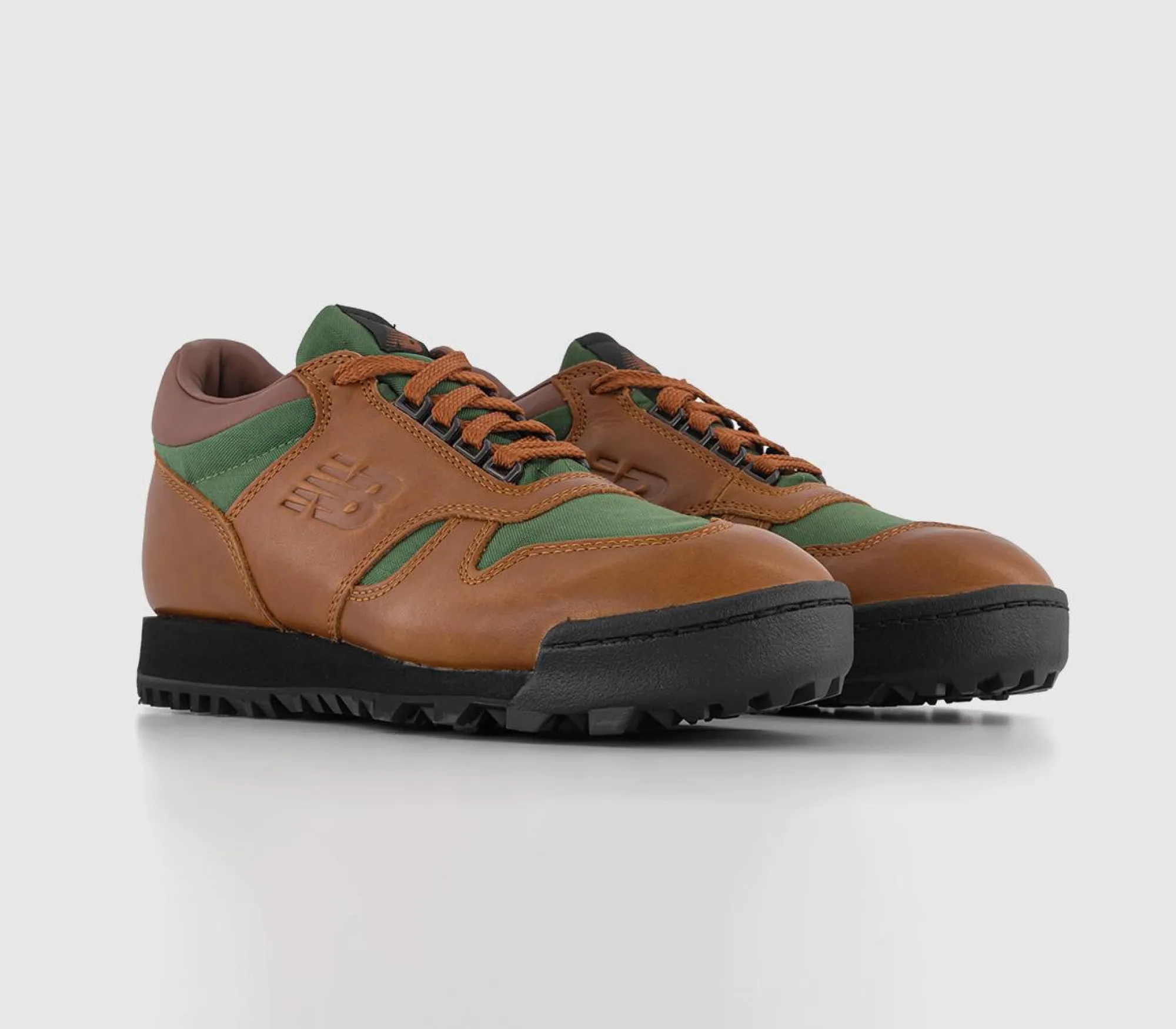 New Balance Rainier Trainers-Men Casual Shoes & Boots
