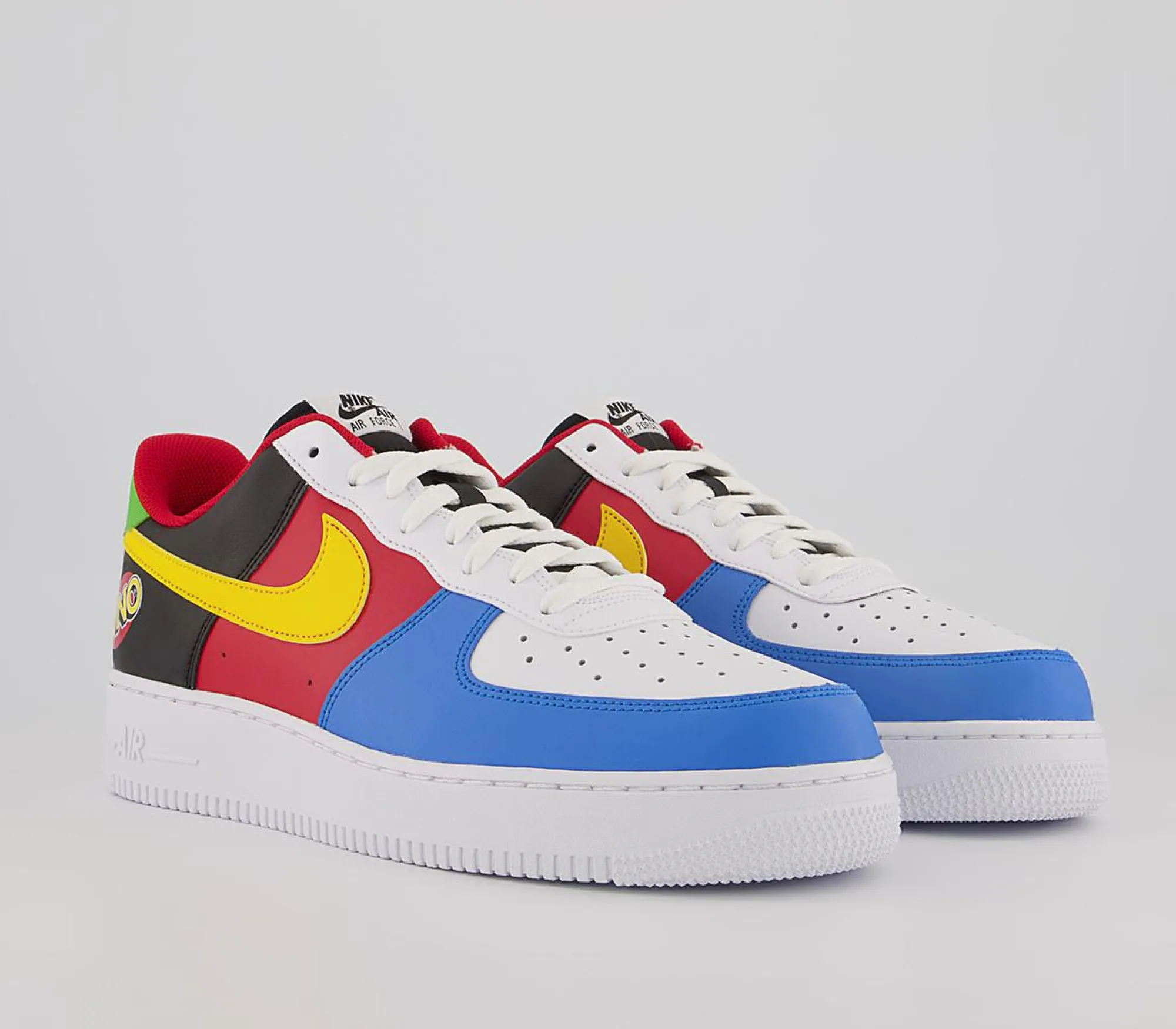 Nike Air Force 1 07 Trainers-Women Classic Trainers
