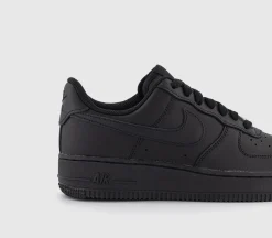 Nike Air Force 1 07 Trainers-Women Classic Trainers