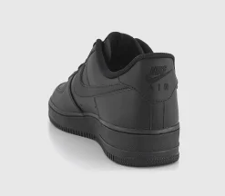 Nike Air Force 1 07 Trainers-Men Classic Trainers