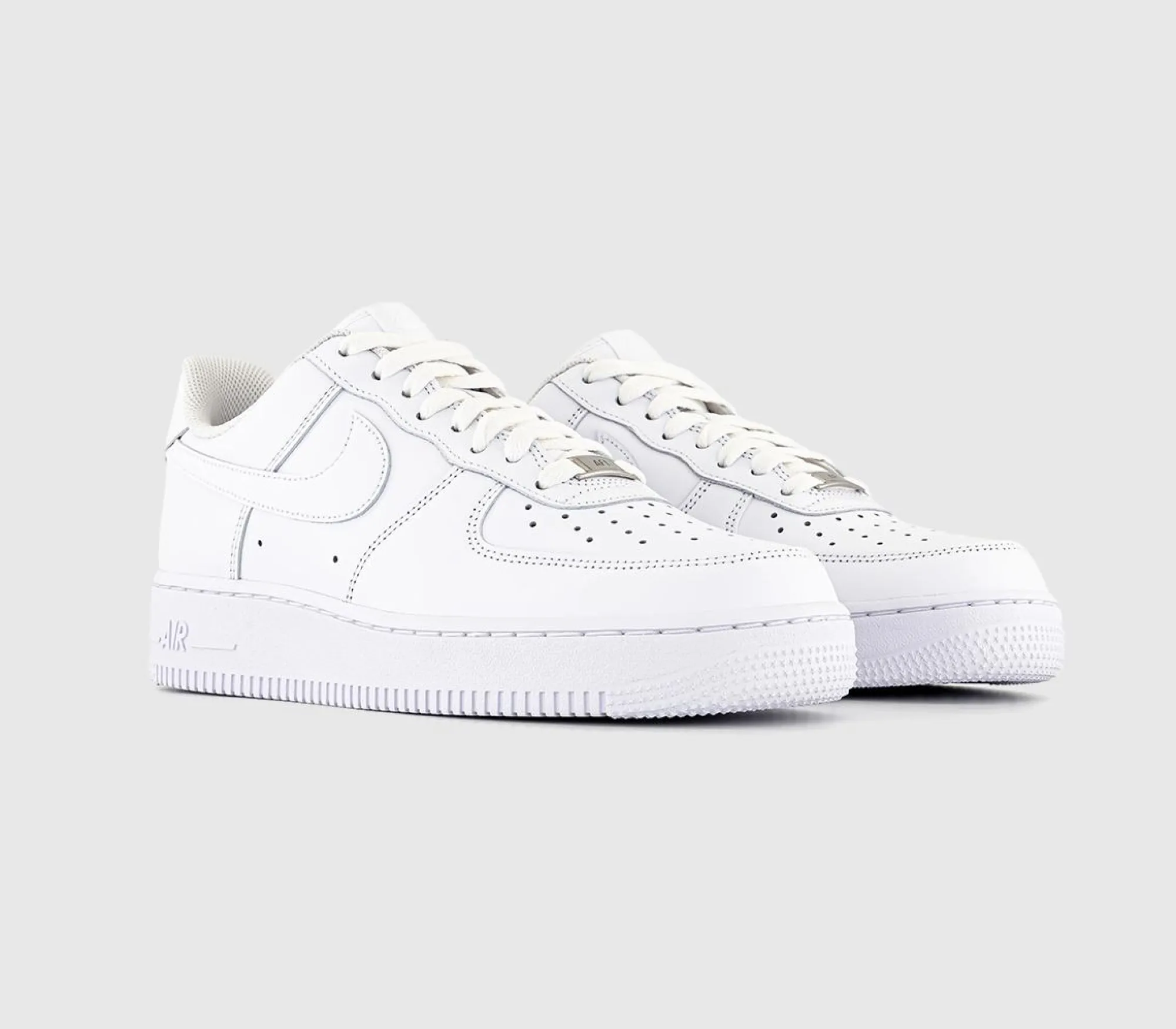 Nike Air Force 1 07 Trainers M-Men Classic Trainers