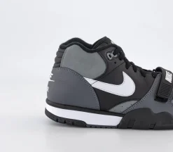 Nike Air Trainer 1-Men Basketball Trainers