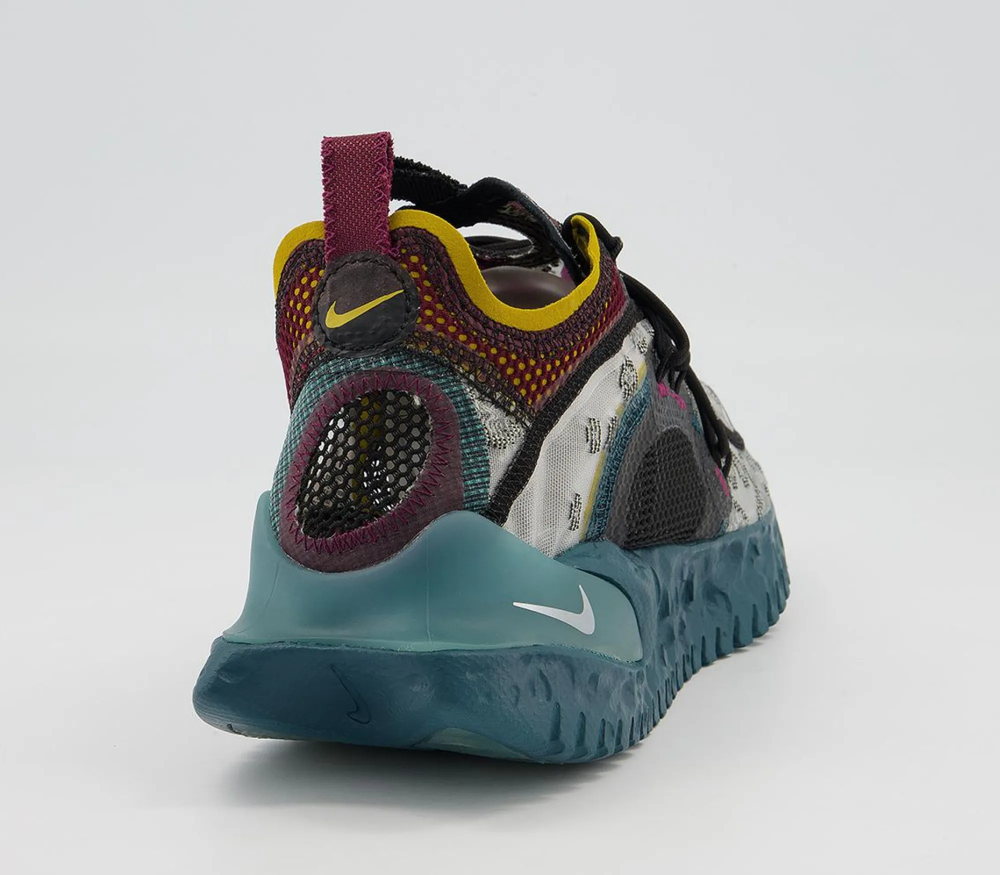 Nike Flow 2020 Ispa Trainers-Men Premium Trainers