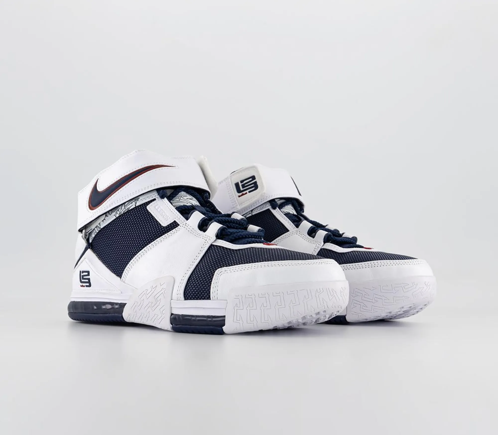 Nike Zoom Lebron Iii Trainers-Men Basketball Trainers