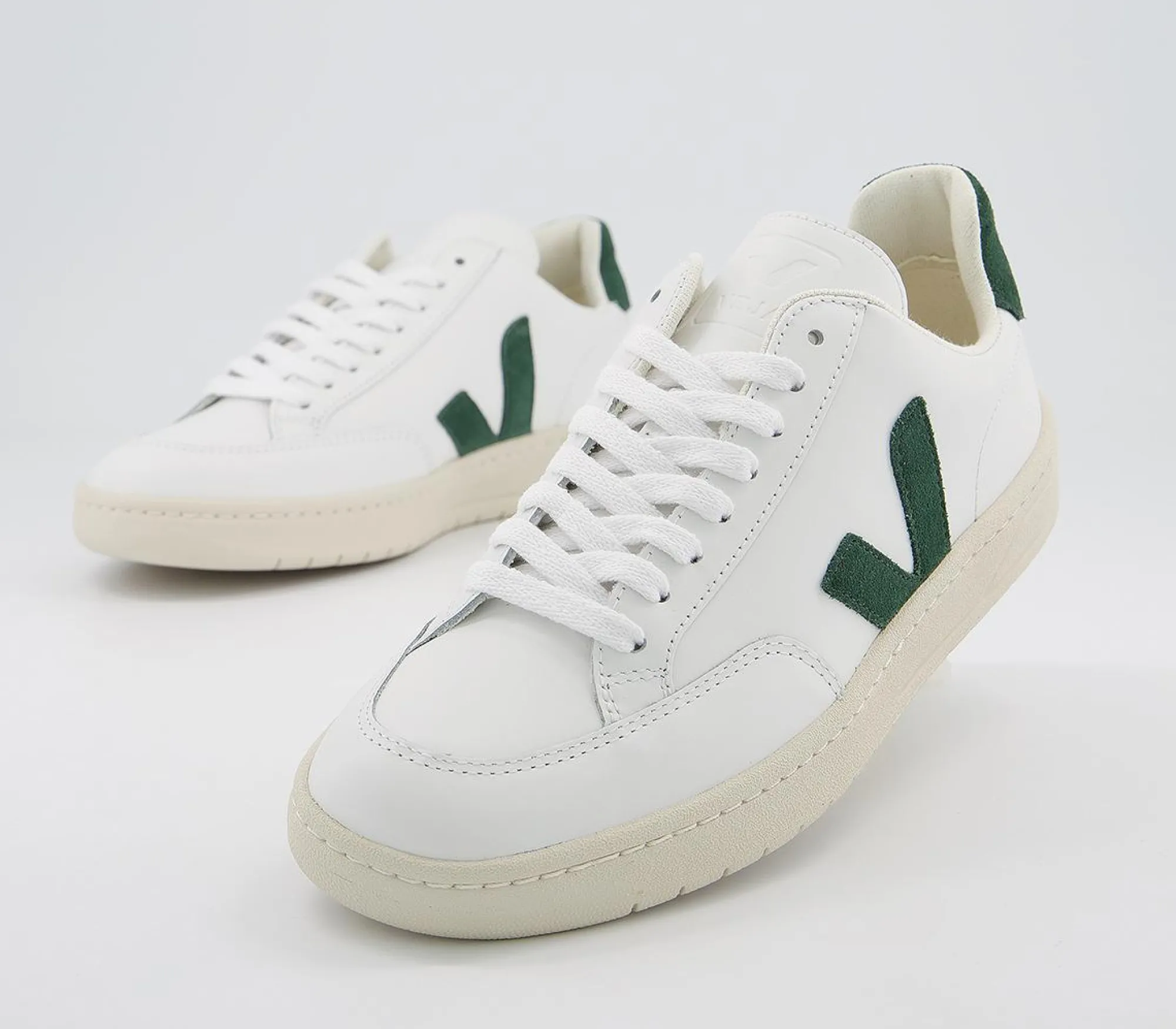 VEJA V-12 Trainers-Men Classic Trainers